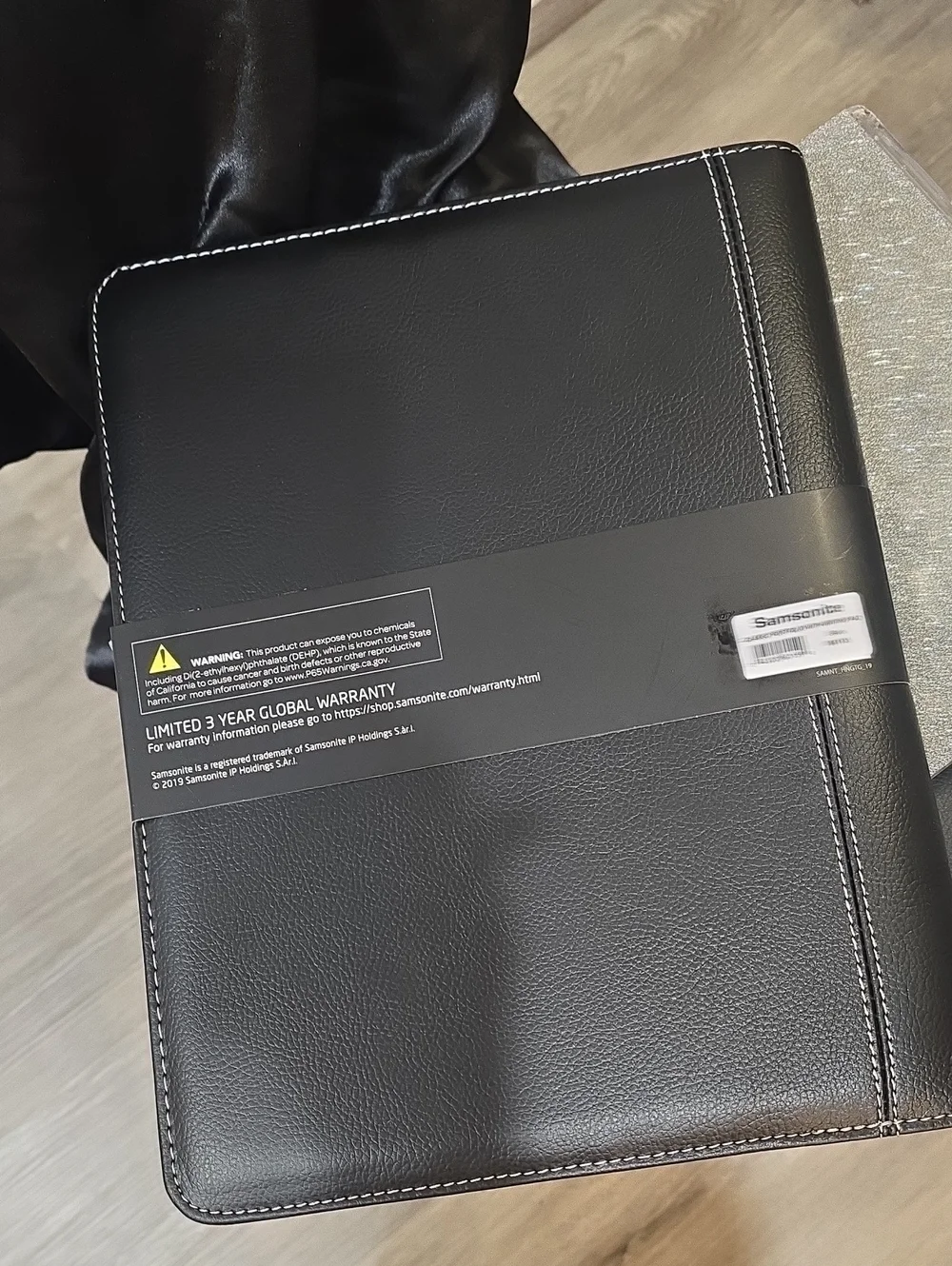 Samsonite Business Classic Portfolio w/Writing Pad- Black